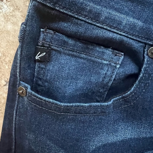 KanCan ladies flair size 13 petite jeans, NWOT perfect condition very soft - Picture 7 of 10